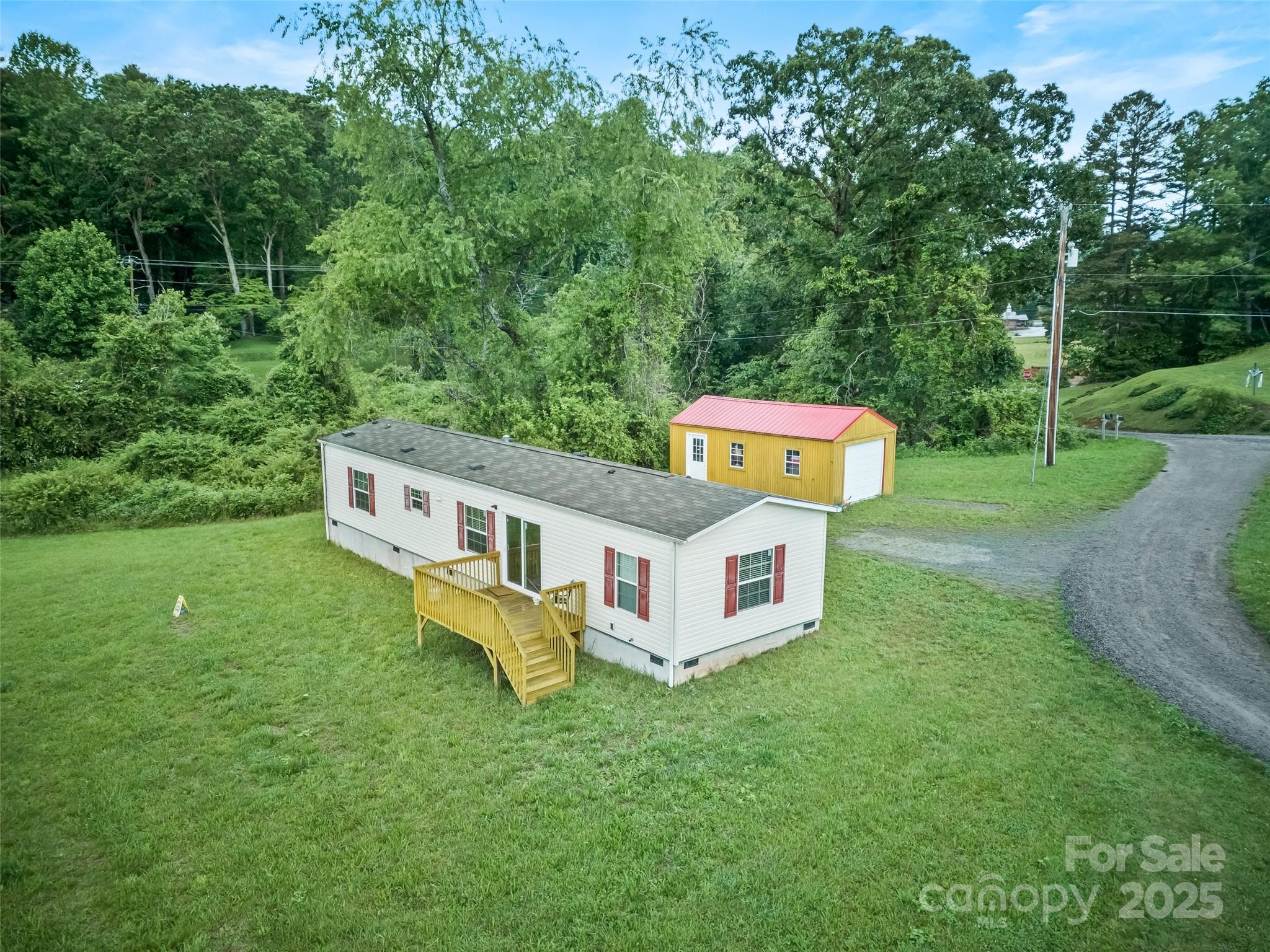 38 Kemp Road Pisgah Forest NC 28768