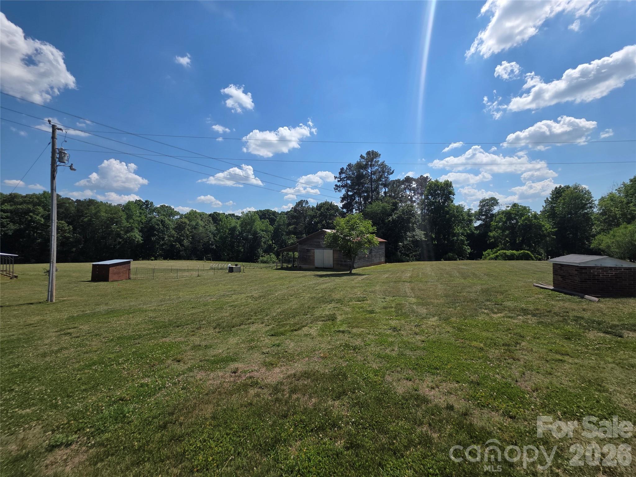 320 Huffstetler Lake Road Dallas NC 28034
