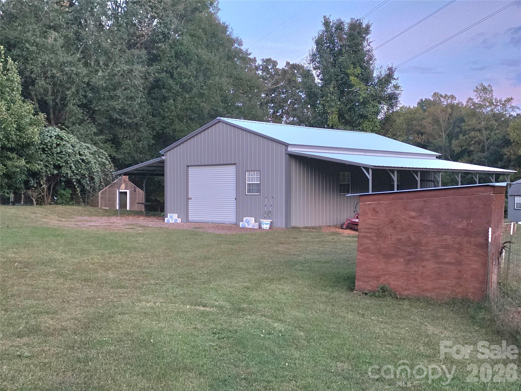 320 Huffstetler Lake Road Dallas NC 28034