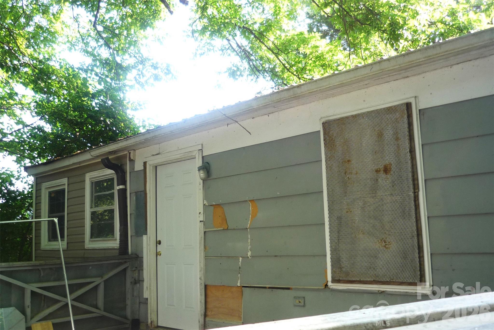 407 N Pear Street Gastonia NC 28054