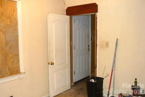 407 N Pear Street Gastonia NC 28054
