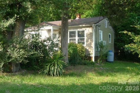 407 N Pear Street Gastonia NC 28054