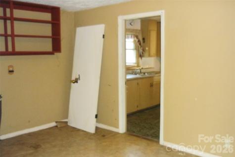 407 N Pear Street Gastonia NC 28054