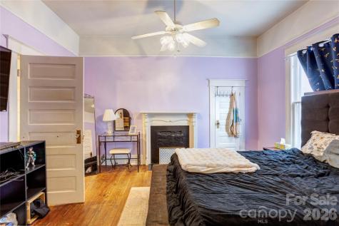 402 N Salisbury Avenue Spencer NC 28159