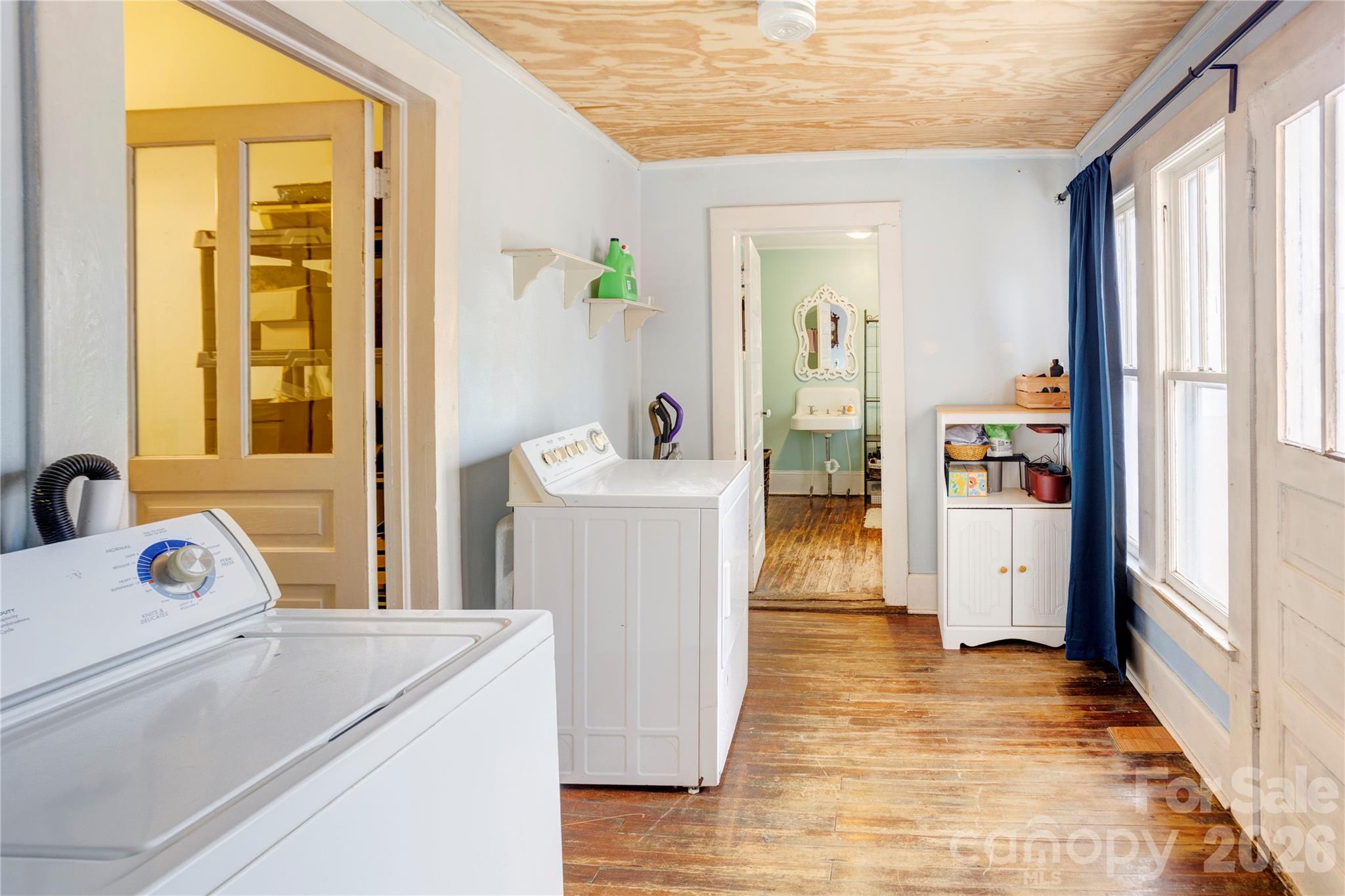 402 N Salisbury Avenue Spencer NC 28159