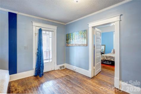 402 N Salisbury Avenue Spencer NC 28159