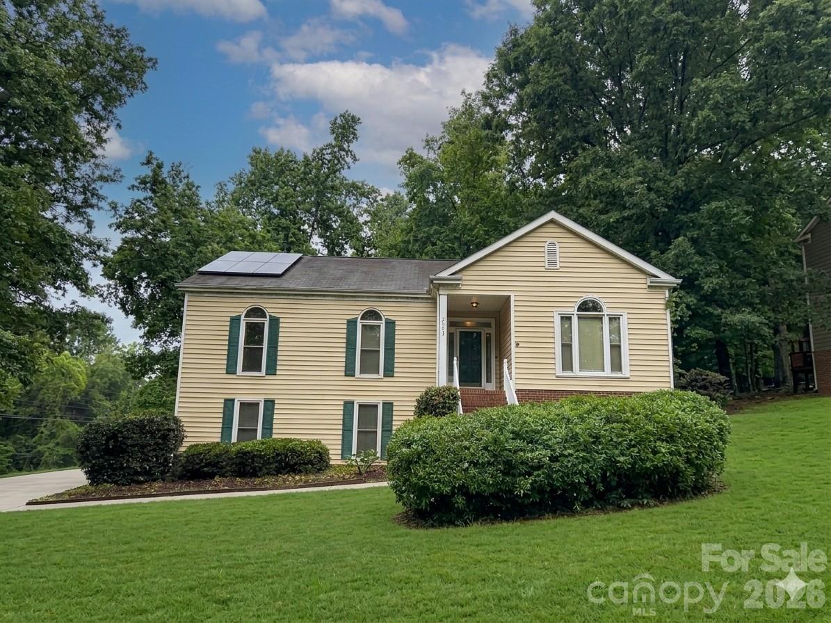 2001 Colony Hill Drive Charlotte NC 28214