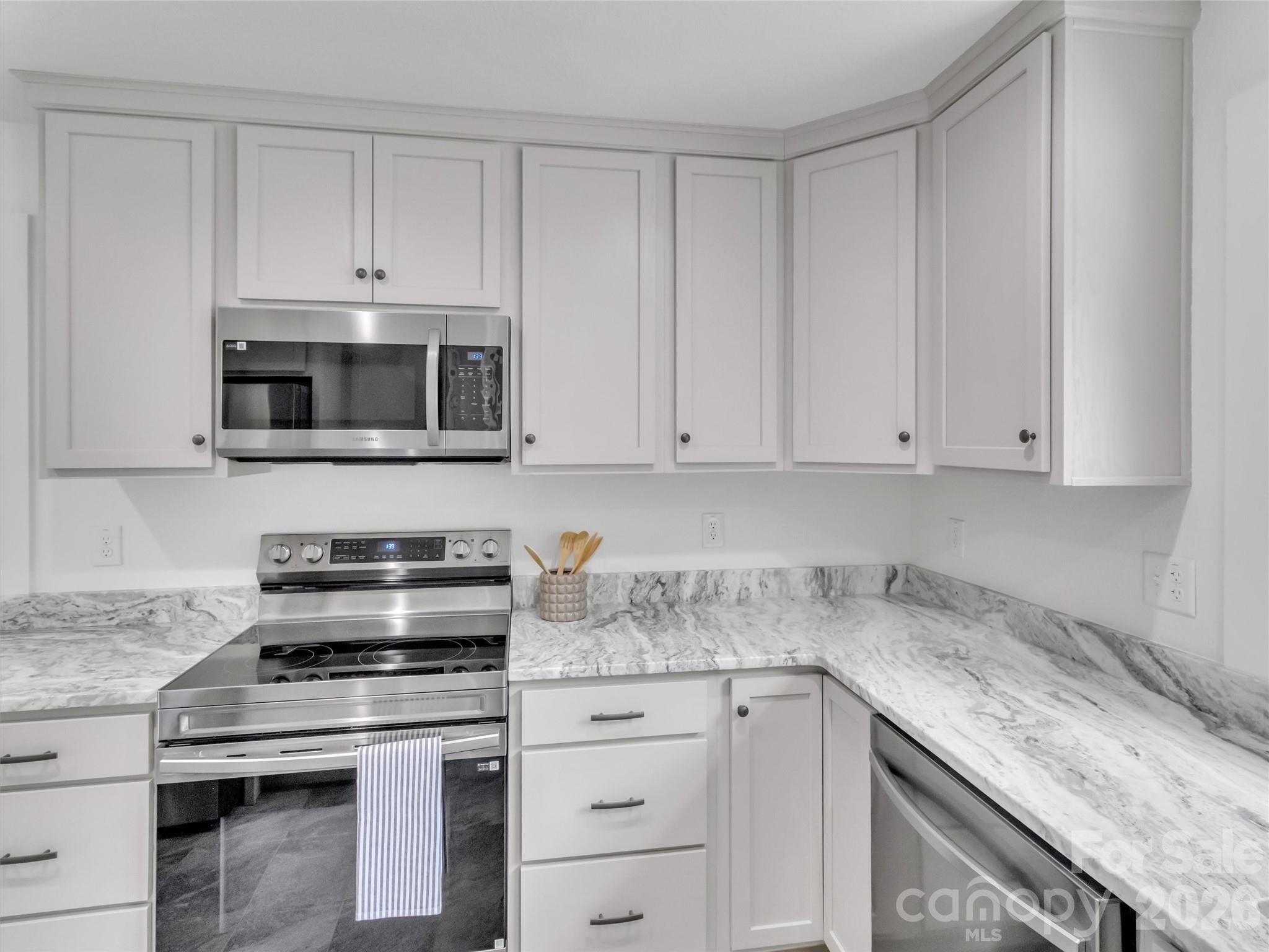 3575 Dellwood Road Waynesville NC 28786