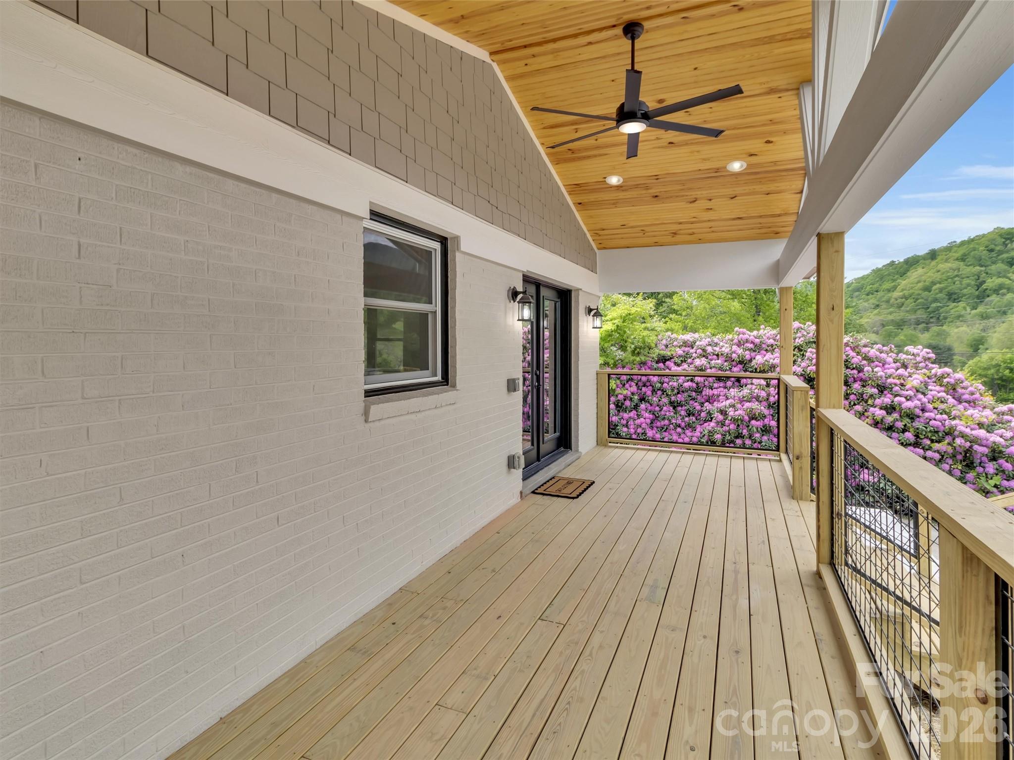 3575 Dellwood Road Waynesville NC 28786