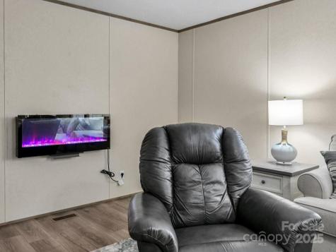 123 Big Oak Road Hendersonville NC 28792