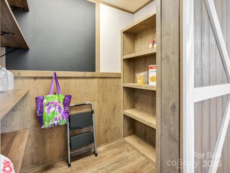 123 Big Oak Road Hendersonville NC 28792