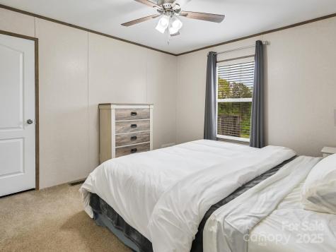 123 Big Oak Road Hendersonville NC 28792