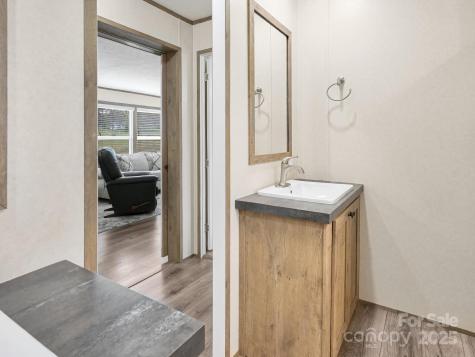 123 Big Oak Road Hendersonville NC 28792