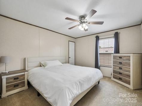 123 Big Oak Road Hendersonville NC 28792