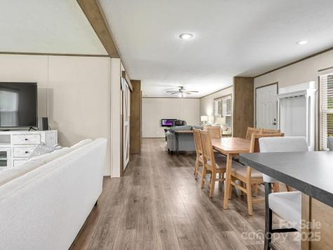 123 Big Oak Road Hendersonville NC 28792