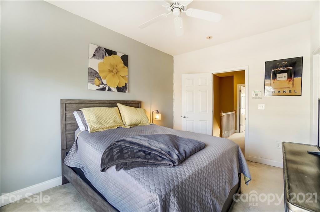 304 Park Square Place Matthews NC 28105