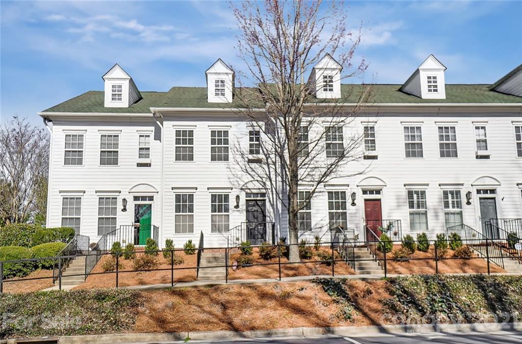 304 Park Square Place Matthews NC 28105