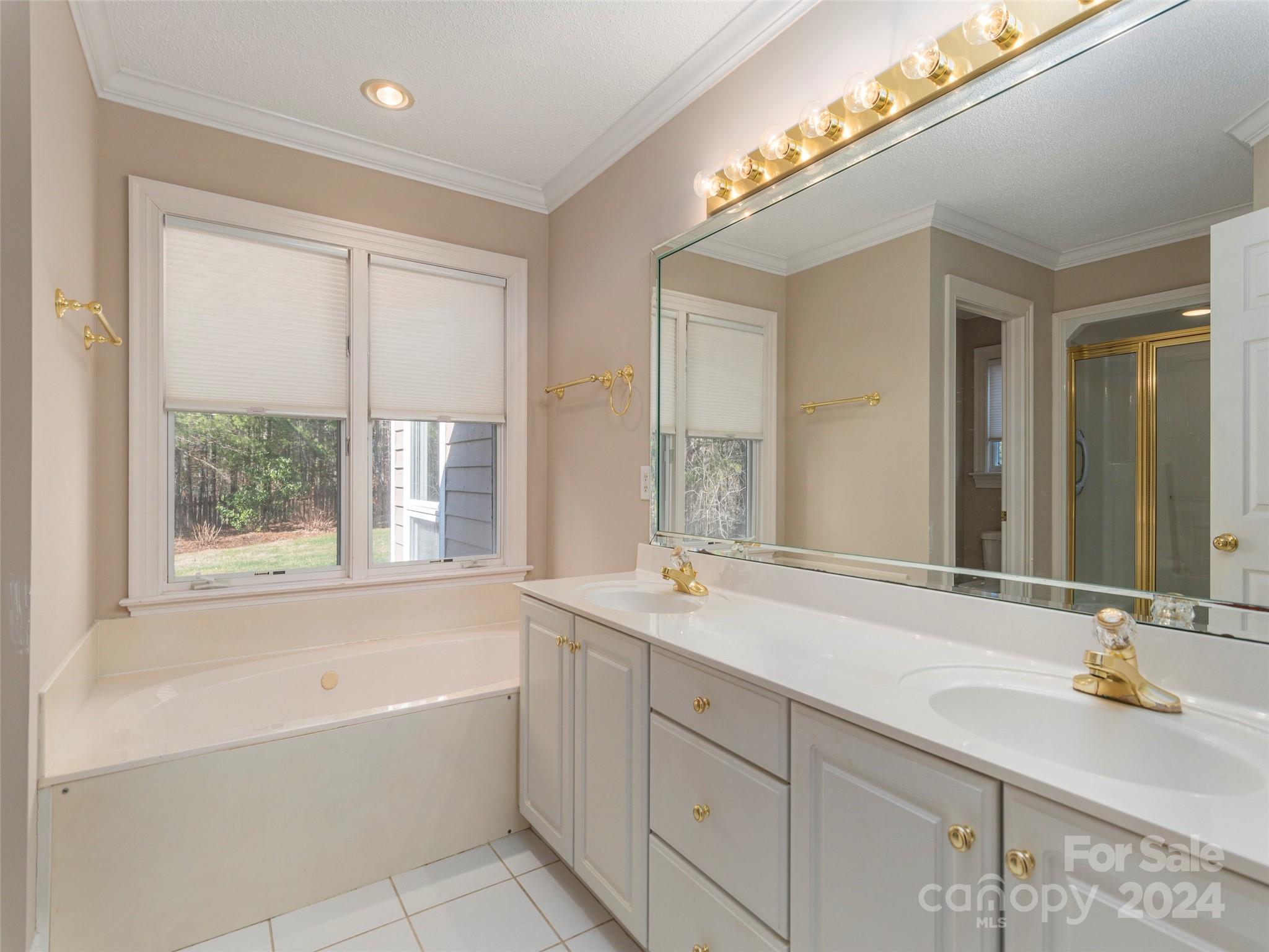 2 Ridgemont Drive Weaverville NC 28787