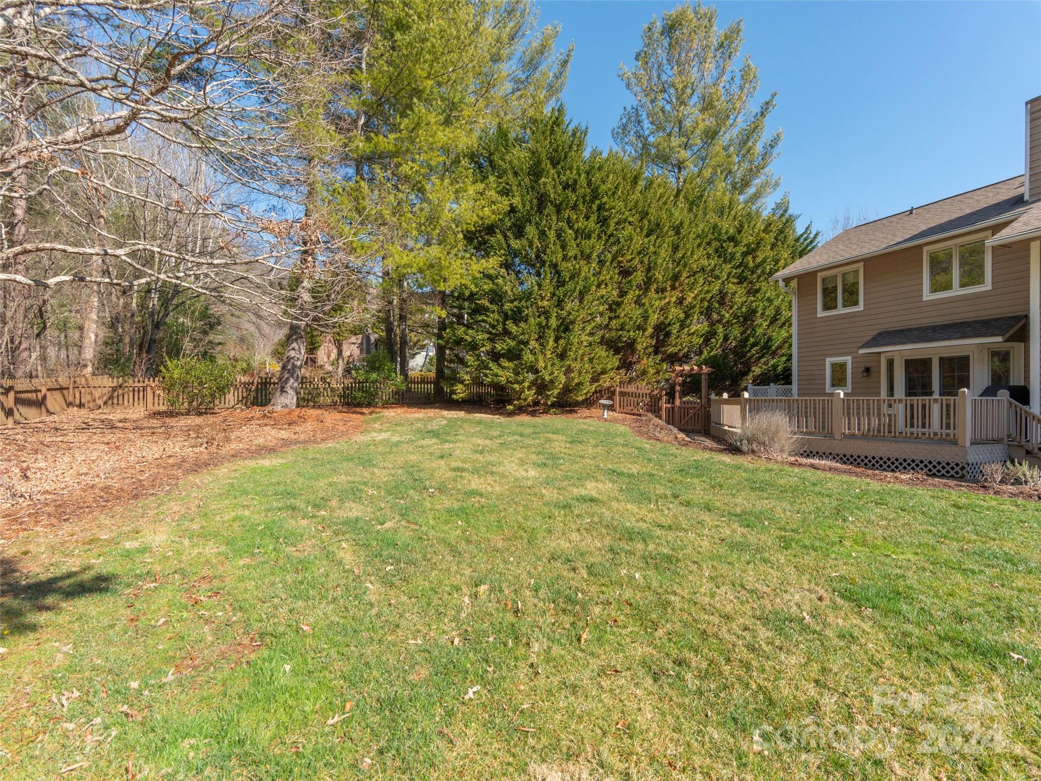 2 Ridgemont Drive Weaverville NC 28787