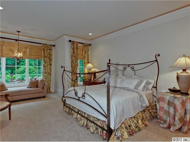 6303 Saint Stephen Lane Charlotte NC 28210