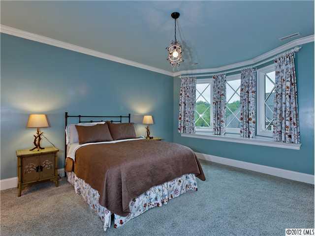 6303 Saint Stephen Lane Charlotte NC 28210