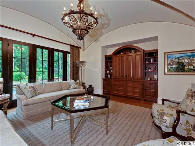 6303 Saint Stephen Lane Charlotte NC 28210