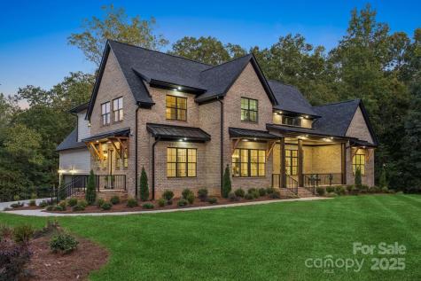 268 Laurel Crest Drive Kannapolis NC 28081