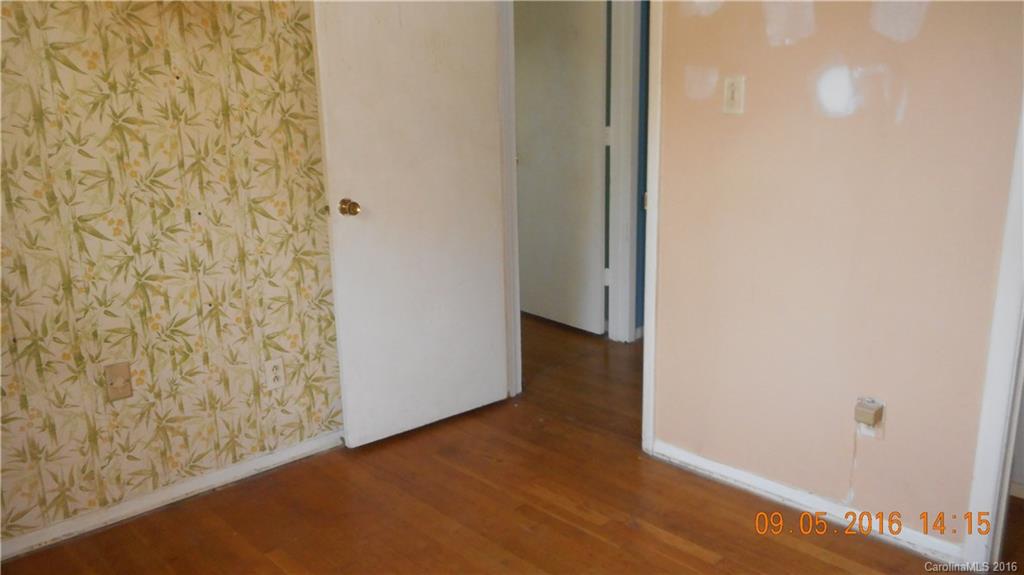 1106 Berry Tree Court Charlotte NC 28216