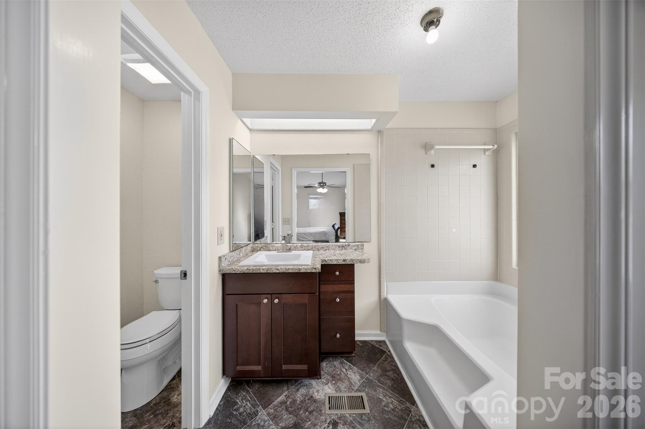 2354 Castlecomer Drive Charlotte NC 28262