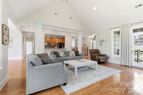34 W Rambling Creek Tryon NC 28782