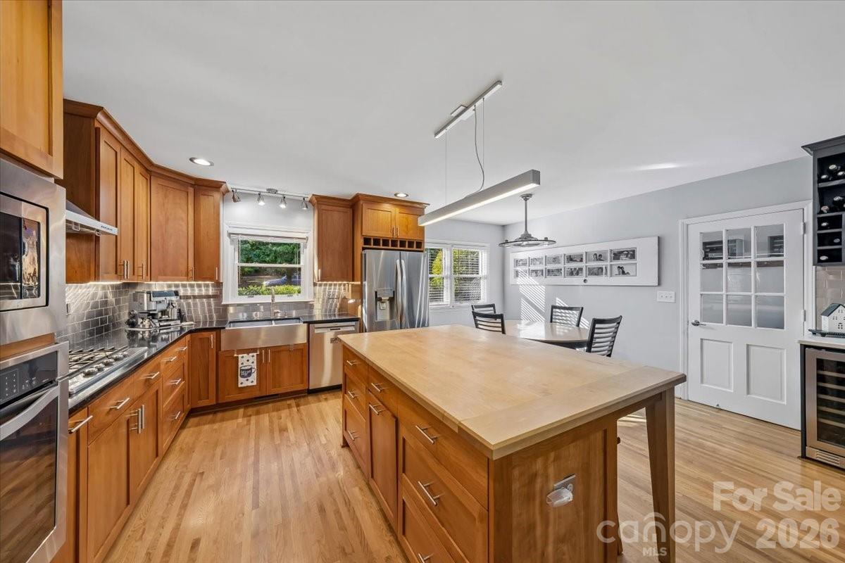 409 Whitestone Road Charlotte NC 28270
