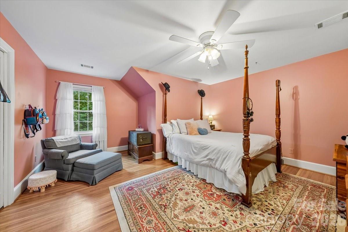 409 Whitestone Road Charlotte NC 28270