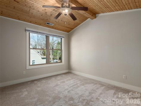 4 Grinnell Street Asheville NC 28806