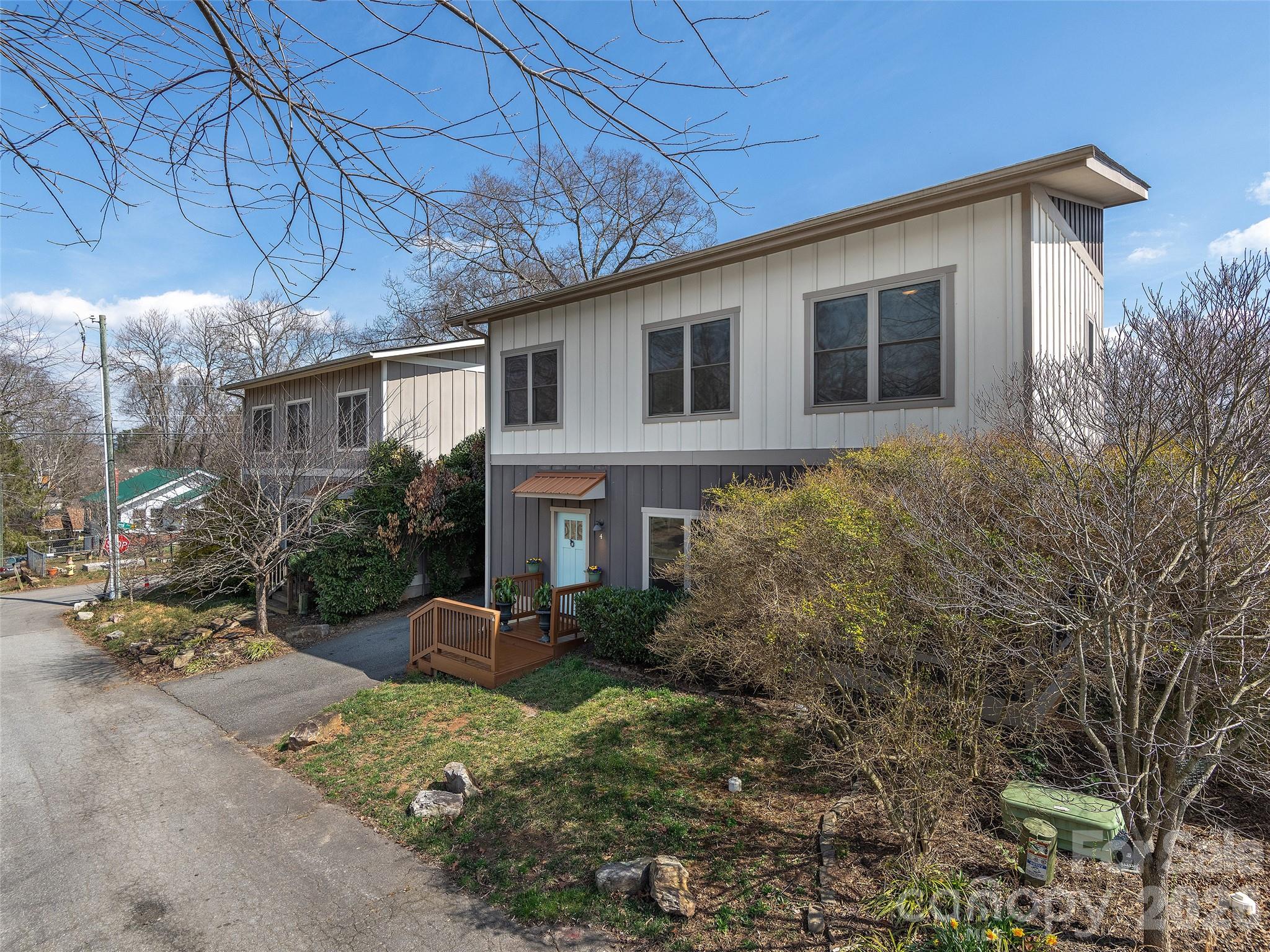 4 Grinnell Street Asheville NC 28806
