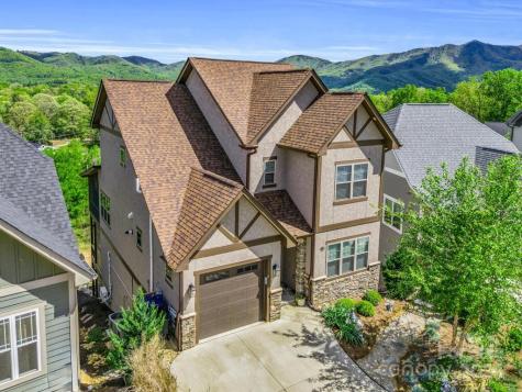 110 Chepstow Place Black Mountain NC 28711