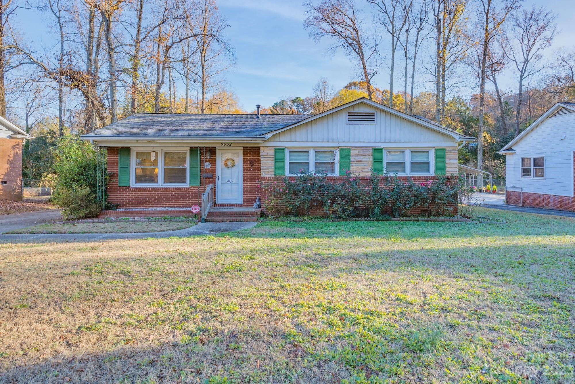 5832 Amity Place Charlotte NC 28212