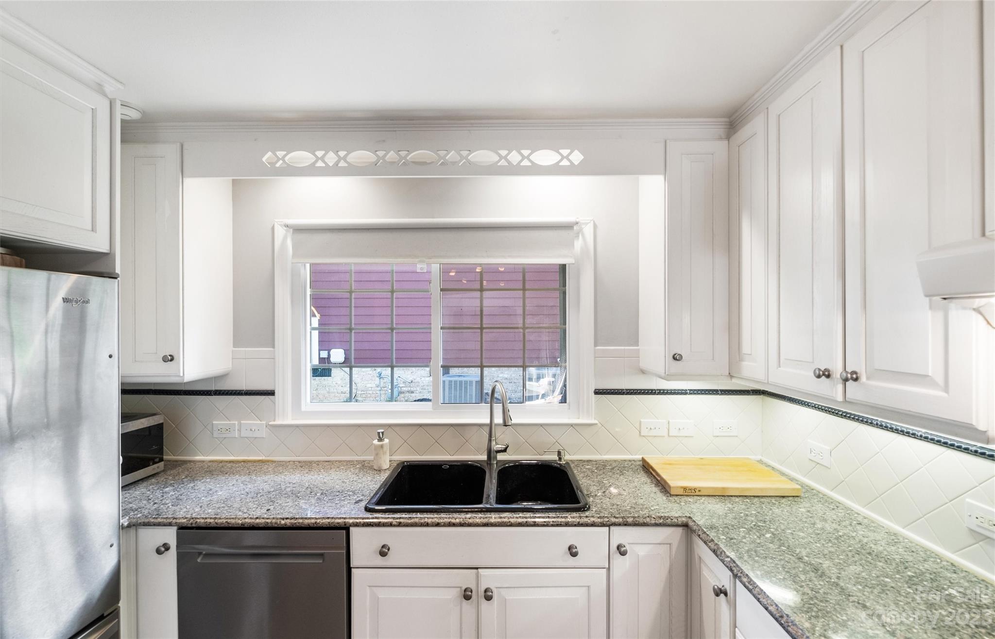 412 Bertonley Avenue Charlotte NC 28211