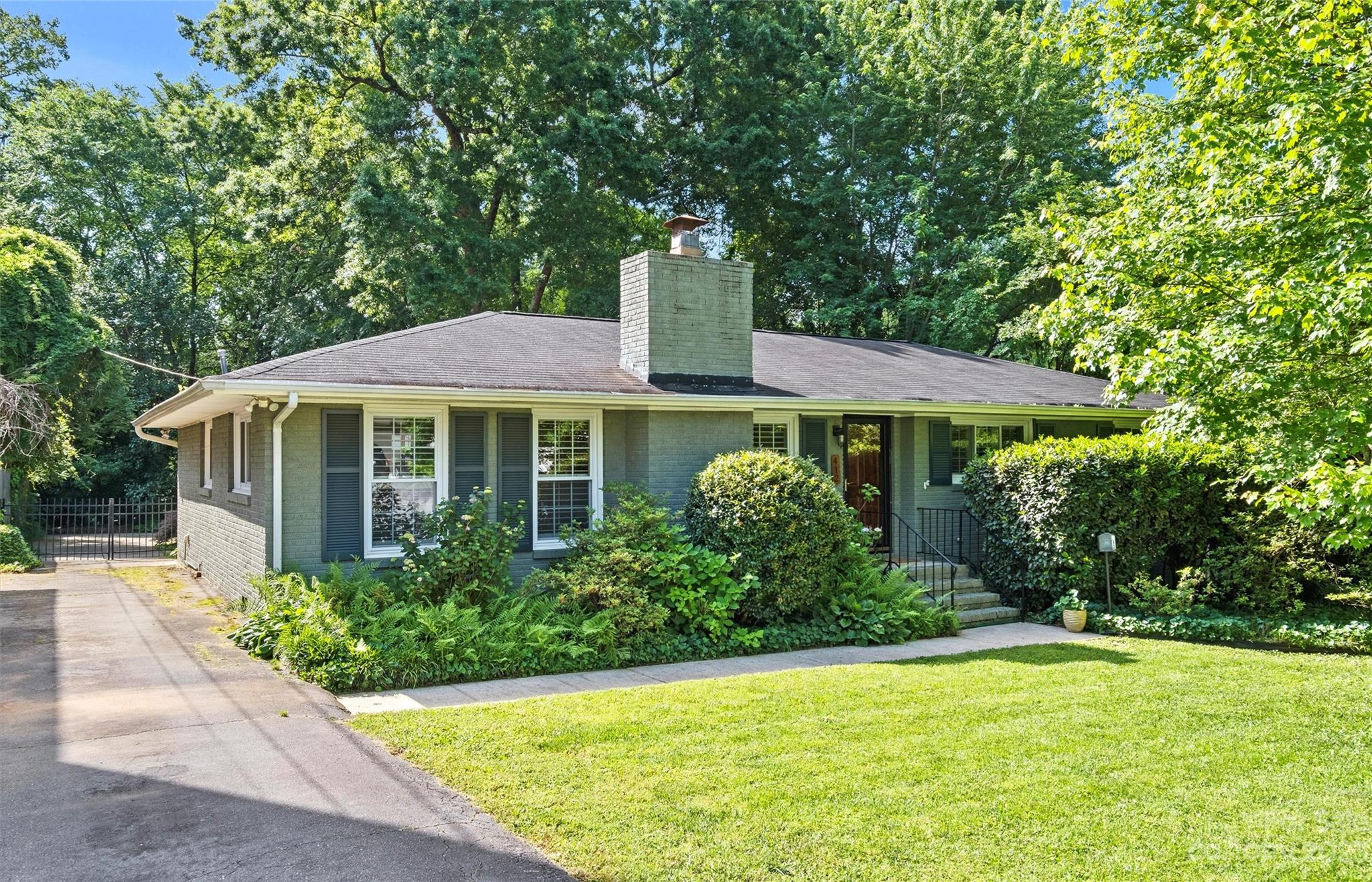412 Bertonley Avenue Charlotte NC 28211