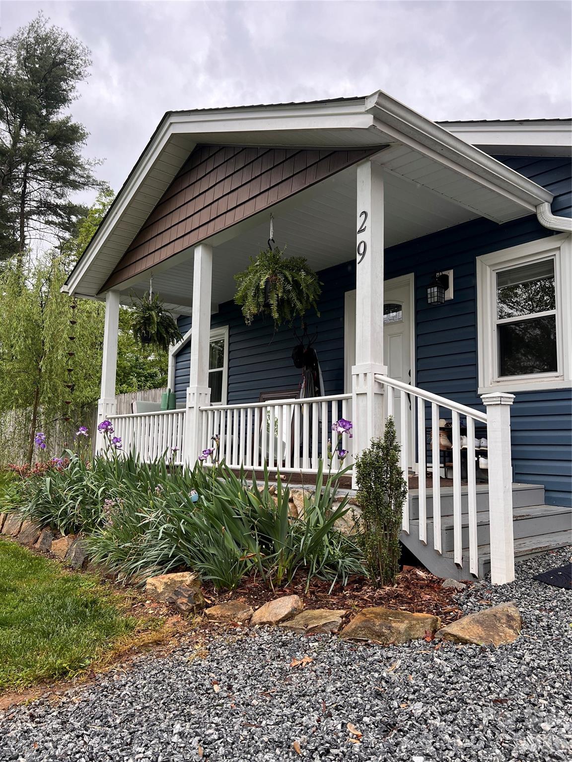29 White Oak Road Arden NC 28704