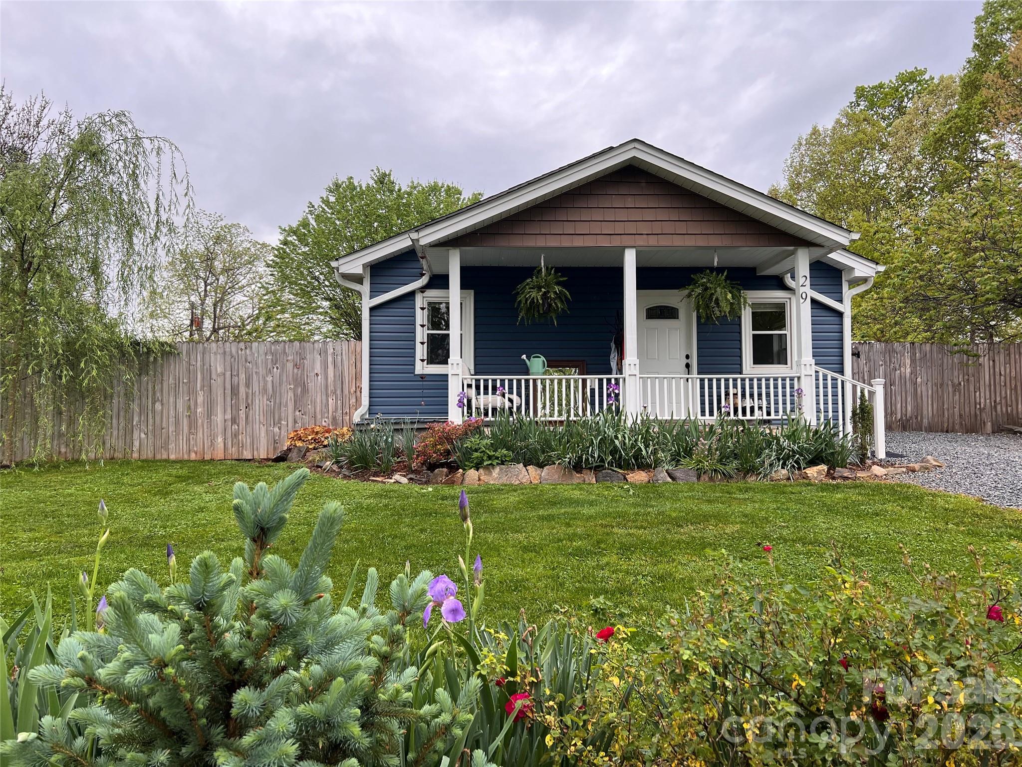 29 White Oak Road Arden NC 28704