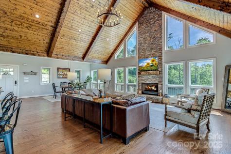 94 Silver Fox Ridge Beech Mountain NC 28604