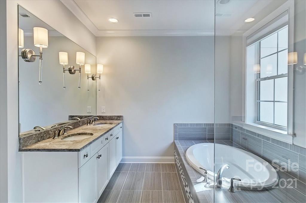 4045 City Homes Place Charlotte NC 28209