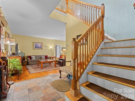 103 Old Southside Road Saluda NC 28773