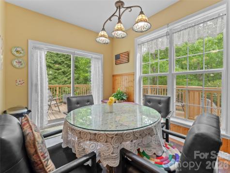 103 Old Southside Road Saluda NC 28773