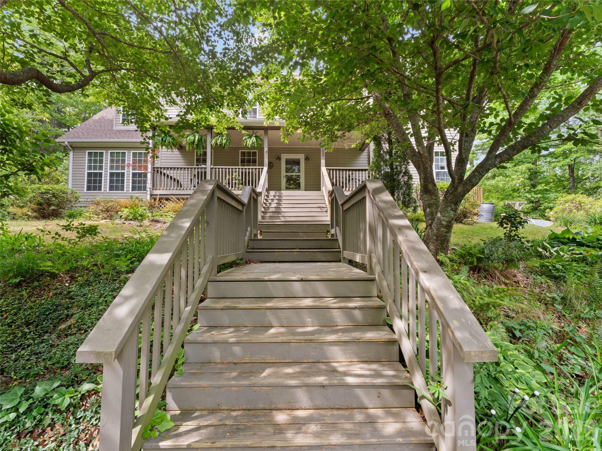 103 Old Southside Road Saluda NC 28773