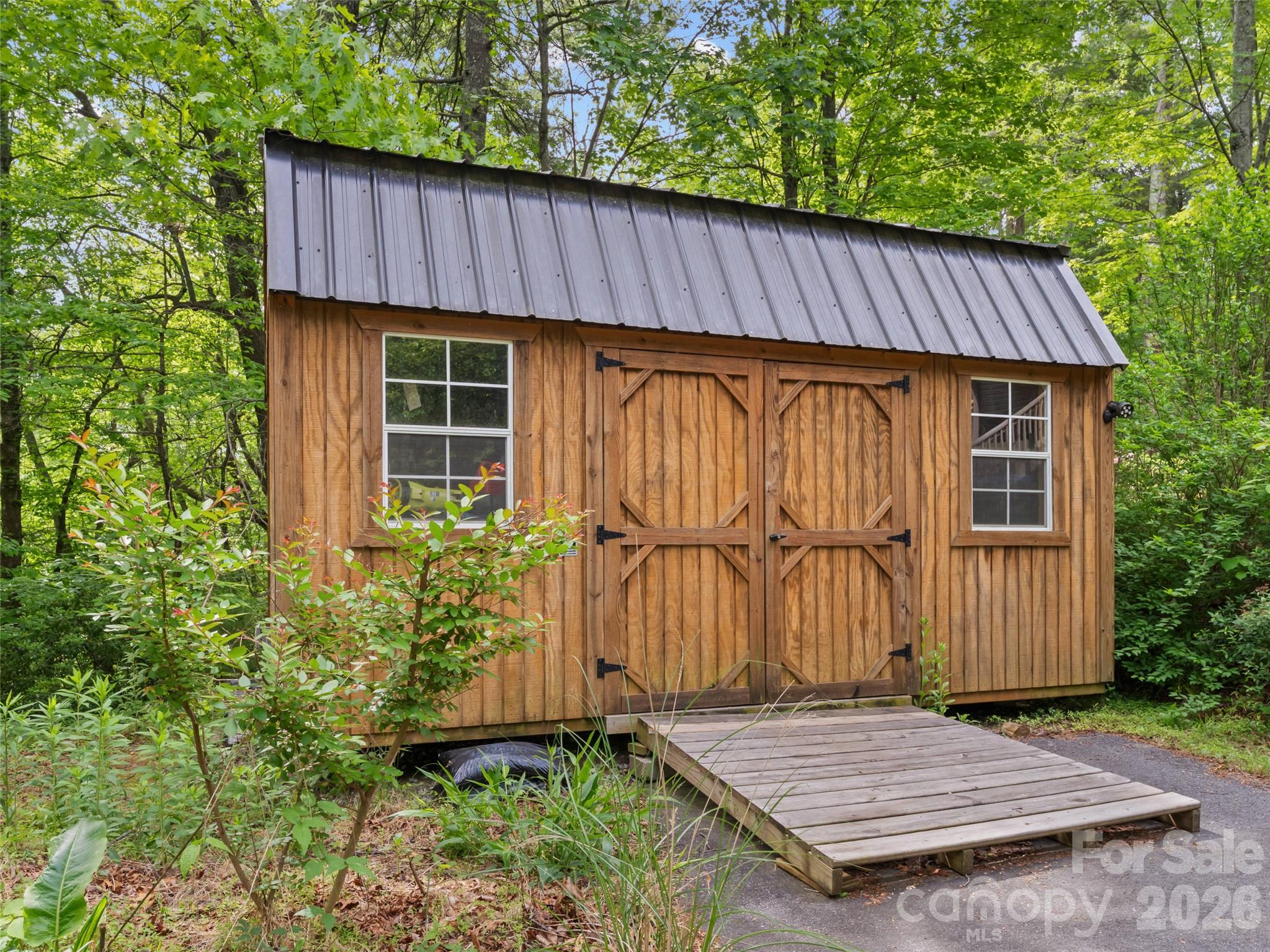103 Old Southside Road Saluda NC 28773