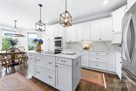 61 Mcintyre Drive Asheville NC 28803