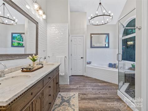 61 Mcintyre Drive Asheville NC 28803