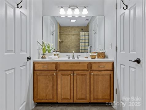 61 Mcintyre Drive Asheville NC 28803