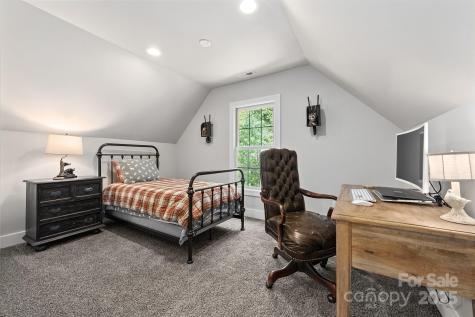61 Mcintyre Drive Asheville NC 28803